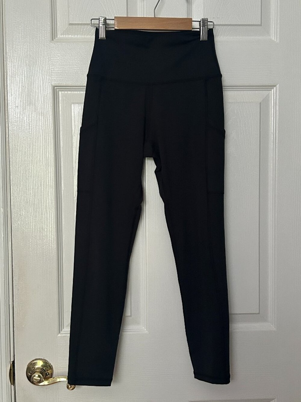 Offline by Aerie The Hugger Leggings Black Hi-Rise Women's Small Petite Pockets